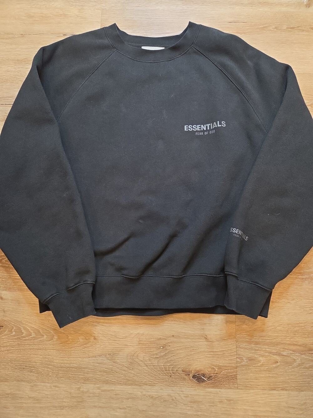 Fear of God Essentials FOG Crewneck Black Size Medium Oversized Sweatshirt